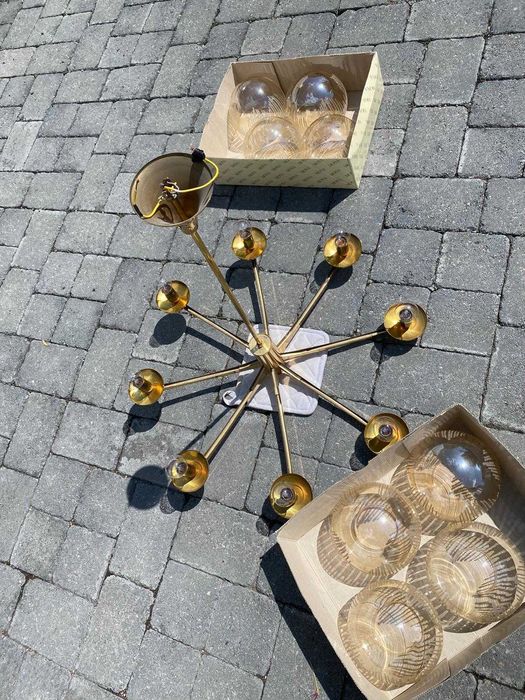 Vând candelabru cu 8 brațe