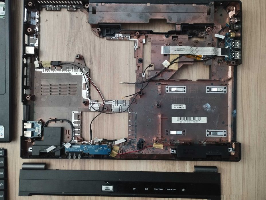 Multirama лаптоп на части