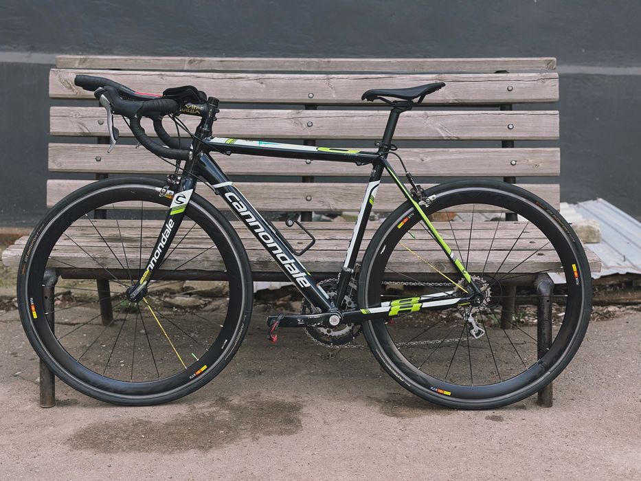 Шоссейный велосипед Cannondale