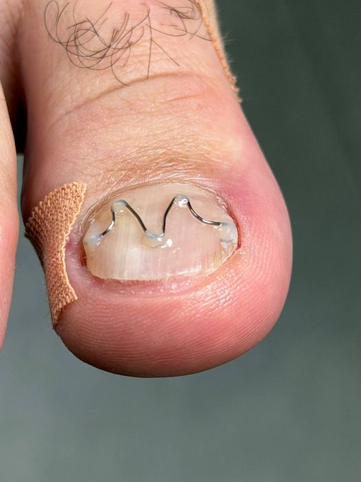 Маникюр и педикюр