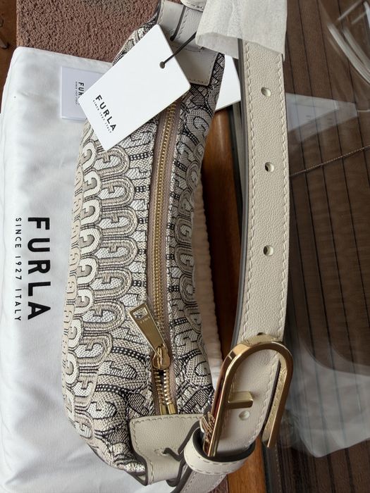 Furla Toni Ballerina нова чанта
