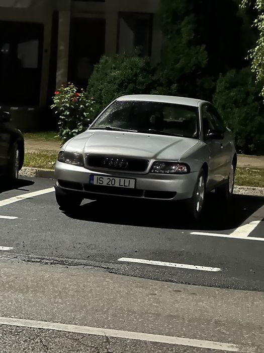 Audi A4 B5 1995, 1.6 benzina.