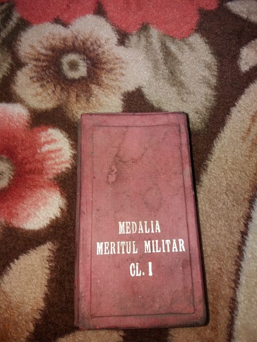 Medalie militara din timpul comunismului pret 100 lei