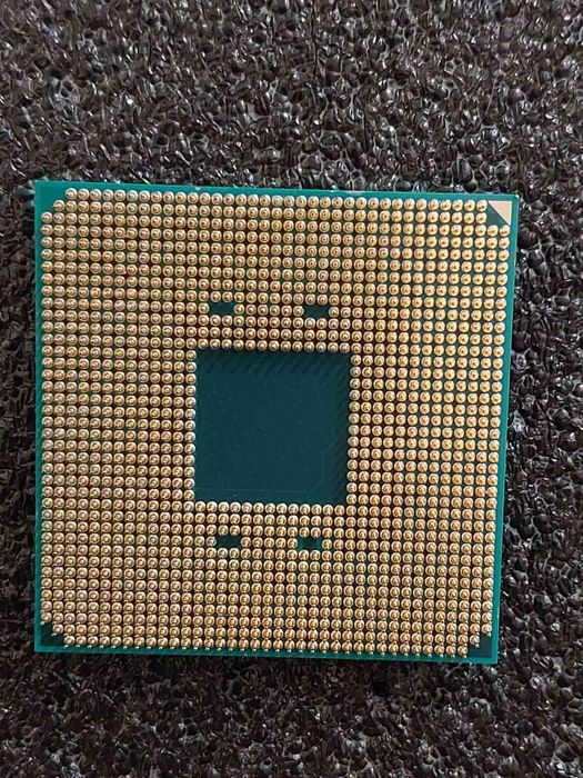 AMD Ryzen 7 1800X, 8-ядрен, АМ4
