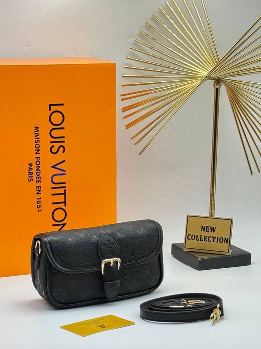 Стилна дамска чанта