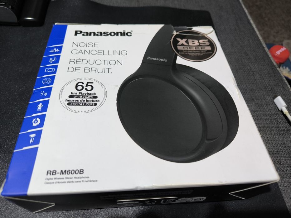 Casti Panasonic over-ear wireless NOI