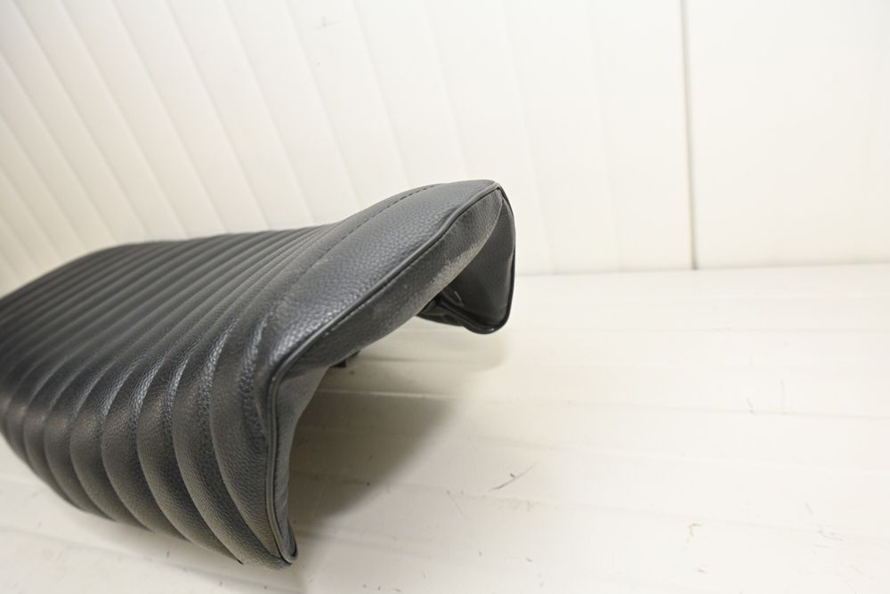 Cafe Racer Custom Sa sezut pilot