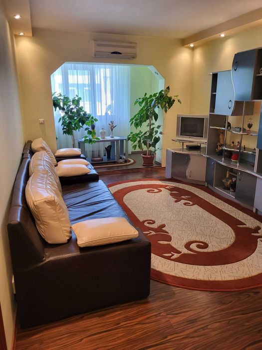 Vand apartament, 3 camere decomandate,72 mp utili,  Str.Nordului Bacau