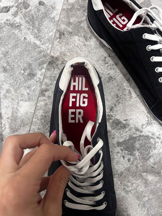 Tommy Hilfiger маратонки  тъмносини  №44