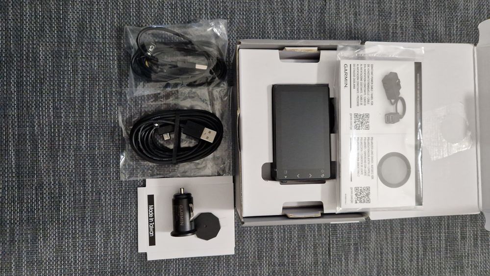 Garmin dash cam live