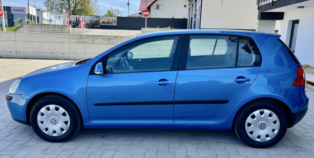 VOLKSWAGEN Golf 2005 — imagine 3