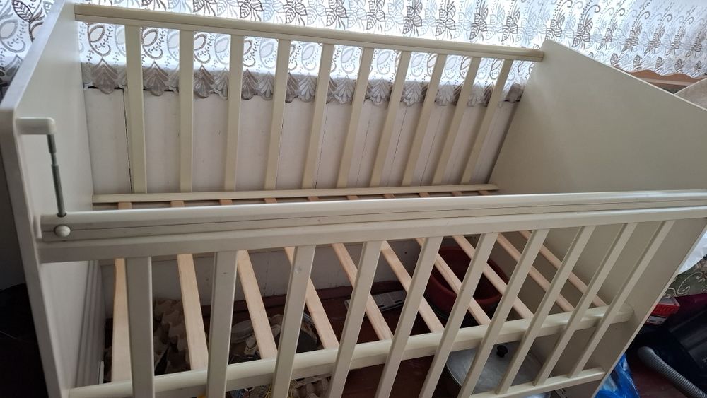 Продам детскую кровать (манеж) | ТОРГ