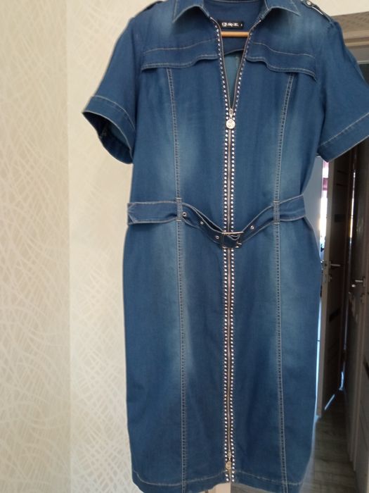 Лёгкое пальто.Пиджаки.Платья.,джинсовое,48р.