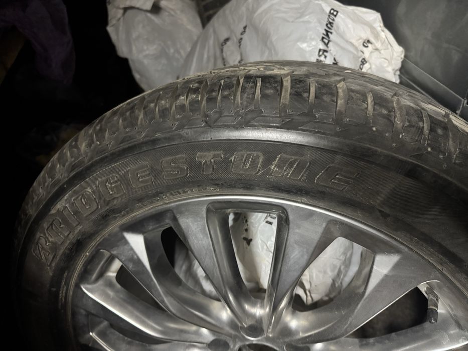 Комплект шин Bridgestone 5шт.