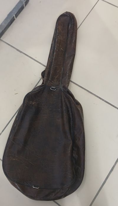 Продам чехол бас гитару