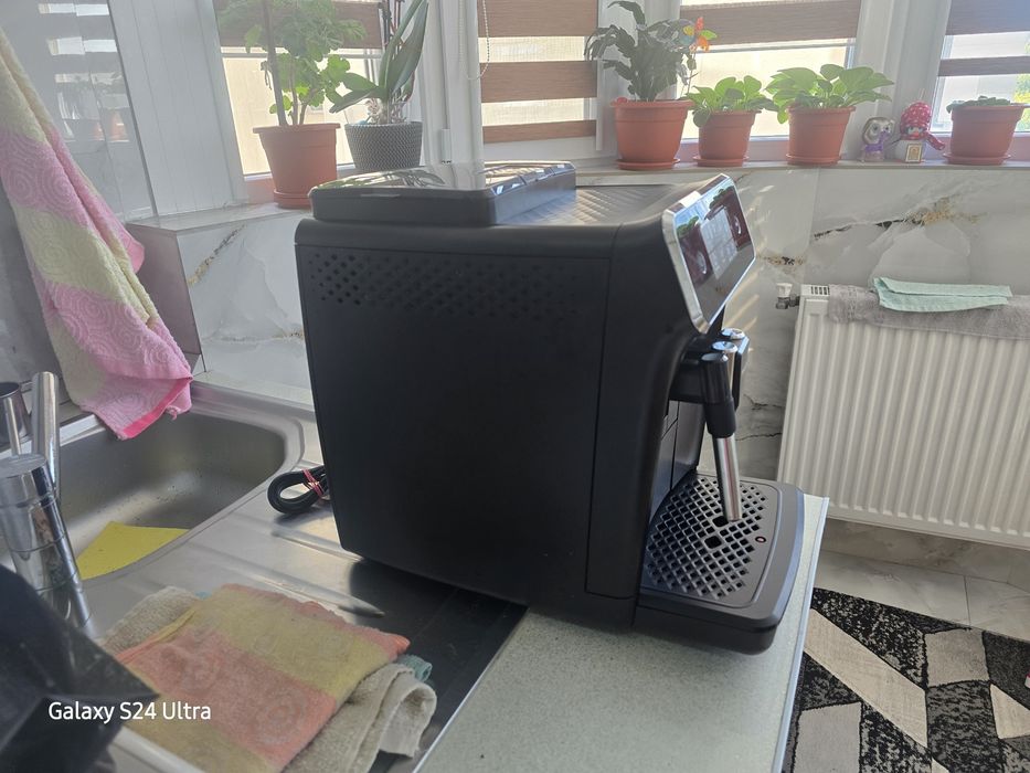 Espressor automat Philips seria 1200
