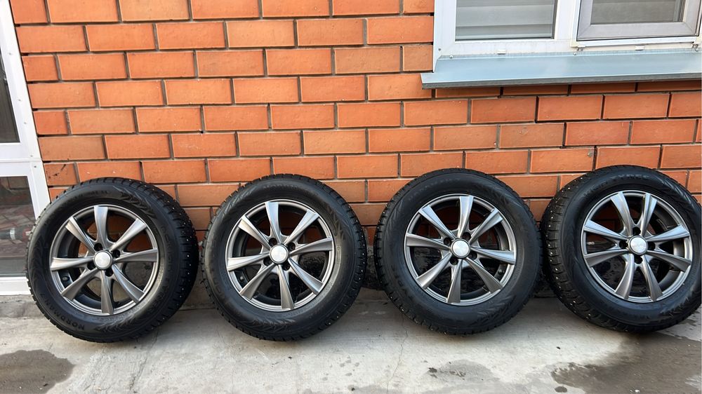 Продам шины  Б/У в отличном состоянии