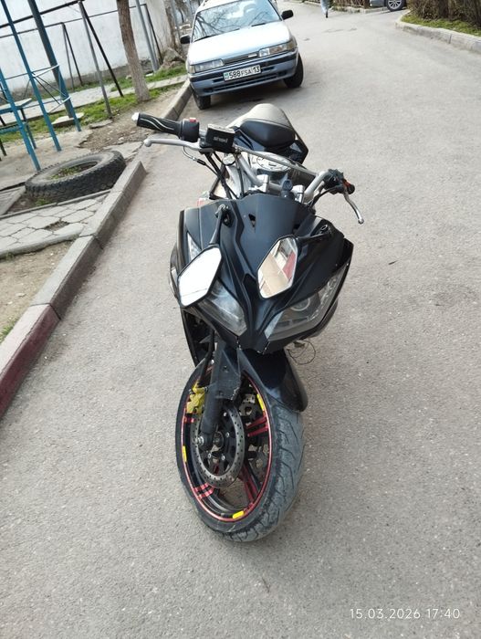 На продаже Кавасаки 250тр