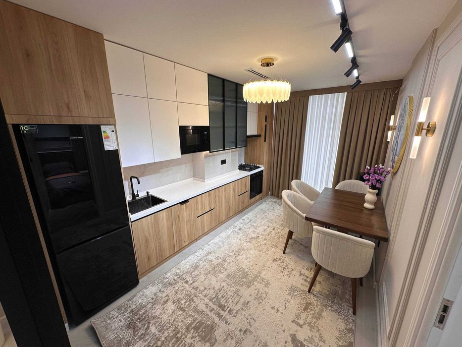 Продается 4 комн 120м² Квартира Яккасарайский район, Авторский РЕМОНТ