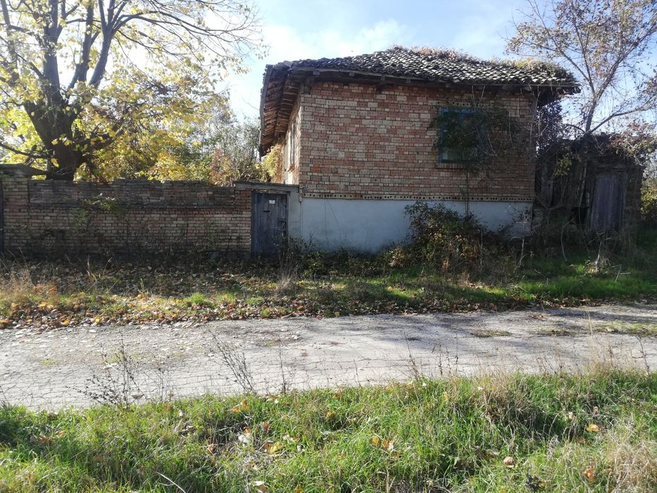 Продава се Къща в с. Хърсово, Област Шумен - 70 кв.м за 715 €/кв.м - Снимка #1