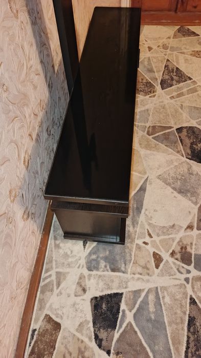 Подставка для телевизора новый не рабочий царапины нет в отличном сост