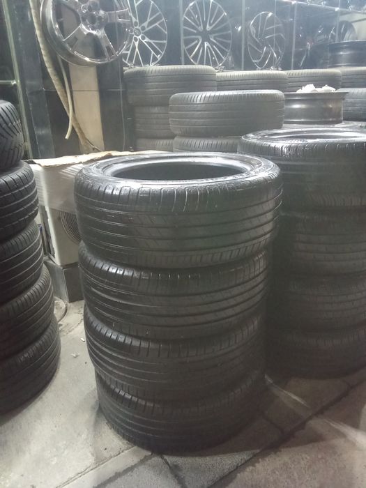 B/U balon Goodyear 225/55/17 holati zoʻr