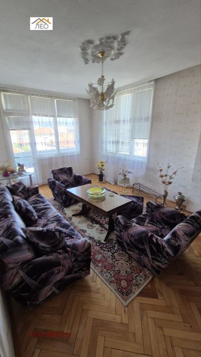 Продава се Четиристаен апартамент в Севлиево - 91 кв.м за 1040 €/кв.м - Снимка #9