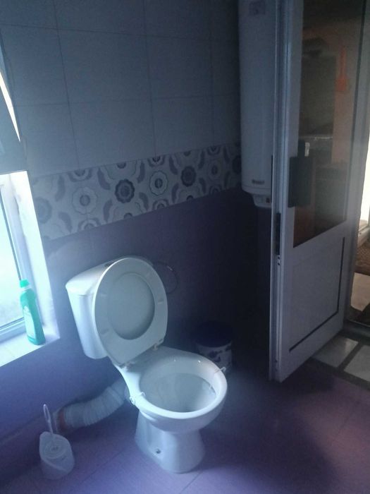 1842-Продава се двуетажна тухлена на гредоред къща в кв. Житница!