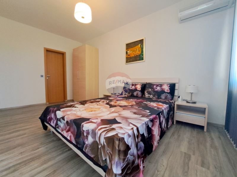 Продава се Тристаен апартамент в Балчик - 114 кв.м за 860 €/кв.м - Снимка #5