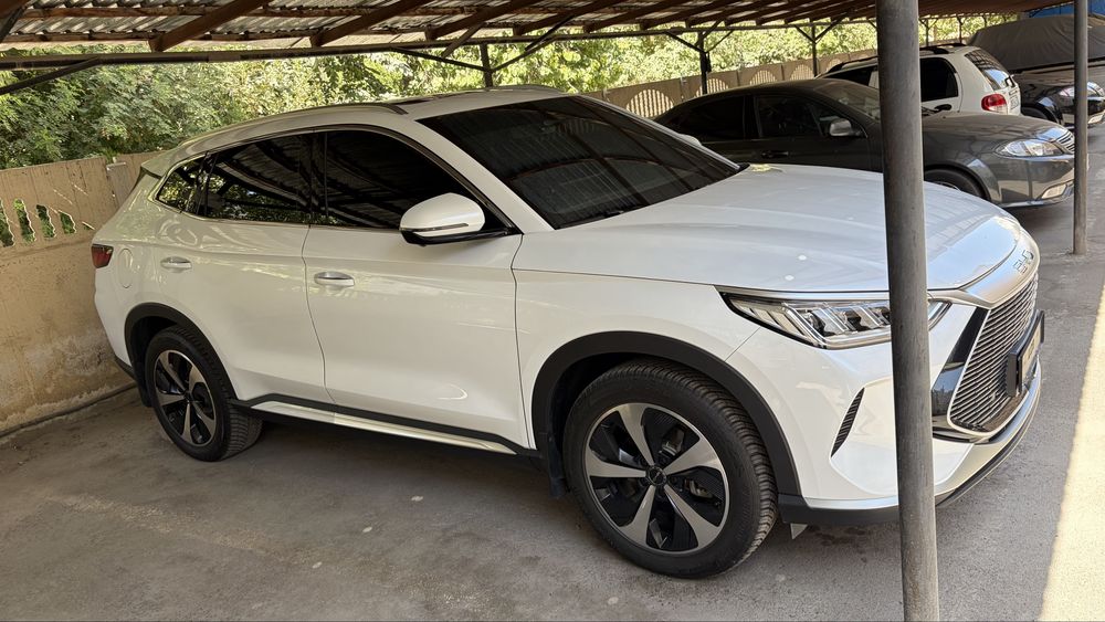 Продаю BYD cong plyus