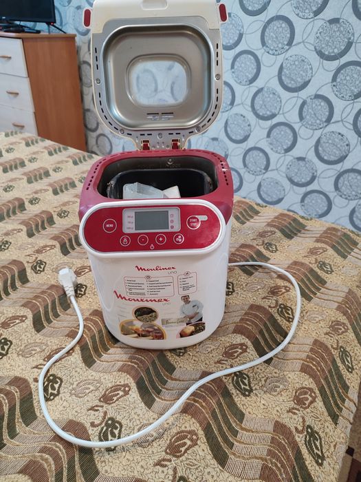 Продам хлебопечку