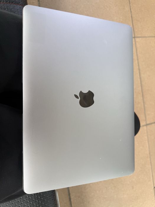 MacBook Air 13” Retina