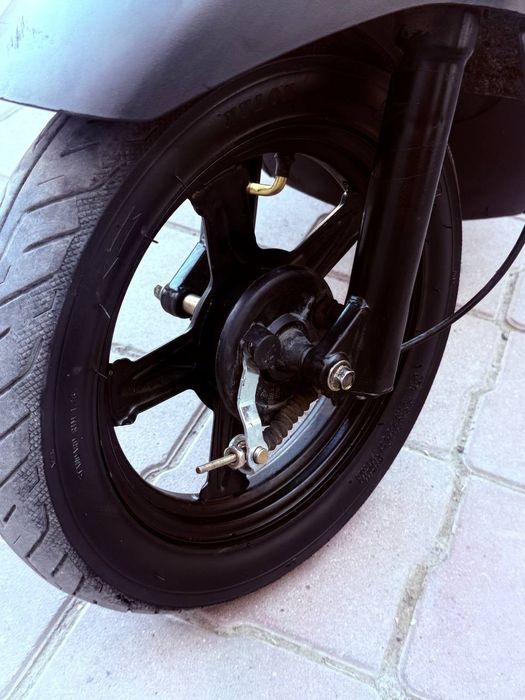 Электроскутер танк 109