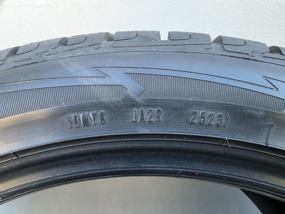 Goodyear UltraGrip Performance SUV G1 245/45 R21