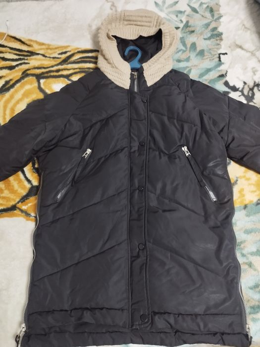 Зимнии  куртки 44-46р