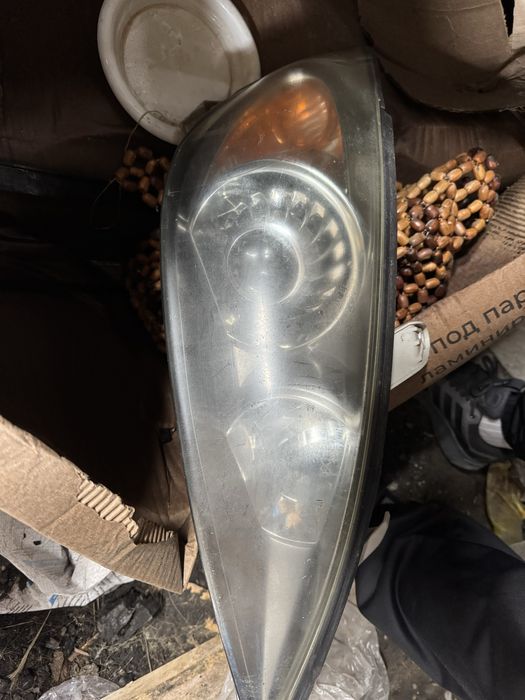 Камри 30 фара оригинал.  Би лед