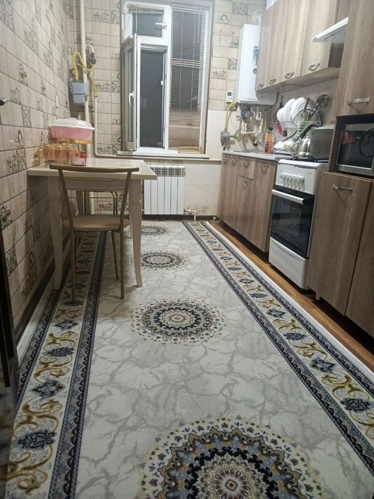 Sergeli 3 bekat yaqinida 2 xonali kvartira ijaraga beriladi srochna