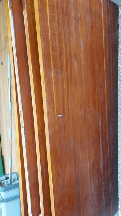 Продам деревянные двери