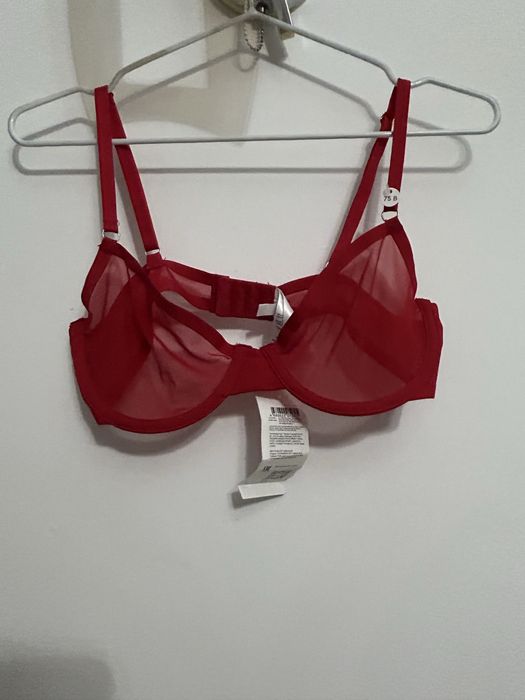 Новые вещи с этикетками