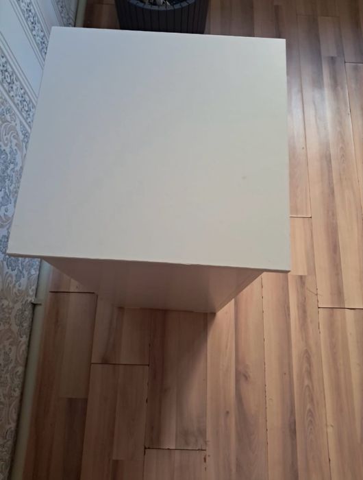 Тумба, подставка