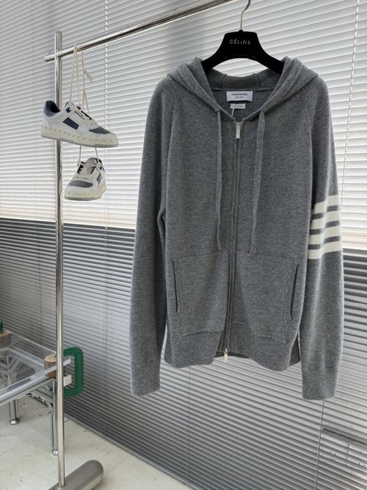 Hanorac Thom Browne , calitate premium , pe comanda , nou , L