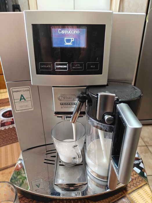 de vanzare Delonghi Perfecta Cappuccino Graphic Touch