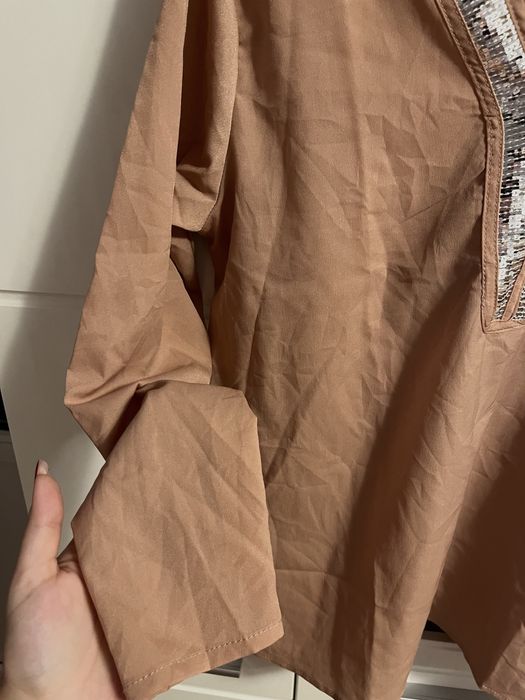 Bluza cu detalii argintii