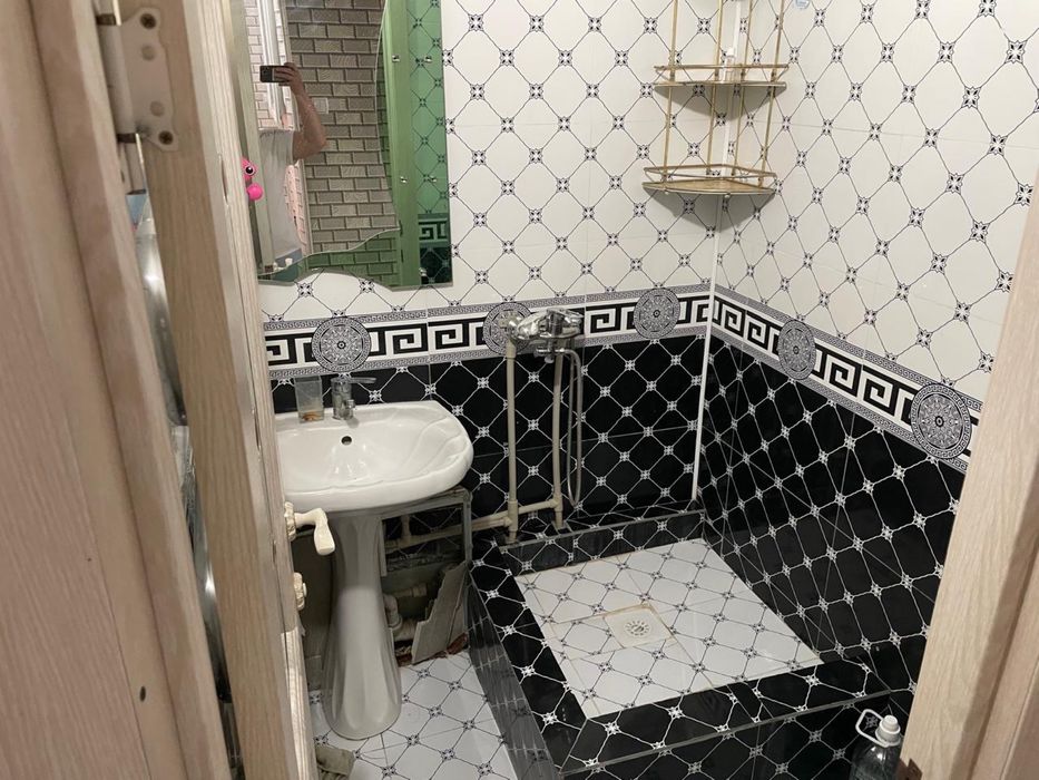 Срочно! Продается/ квартира с ремонтом.