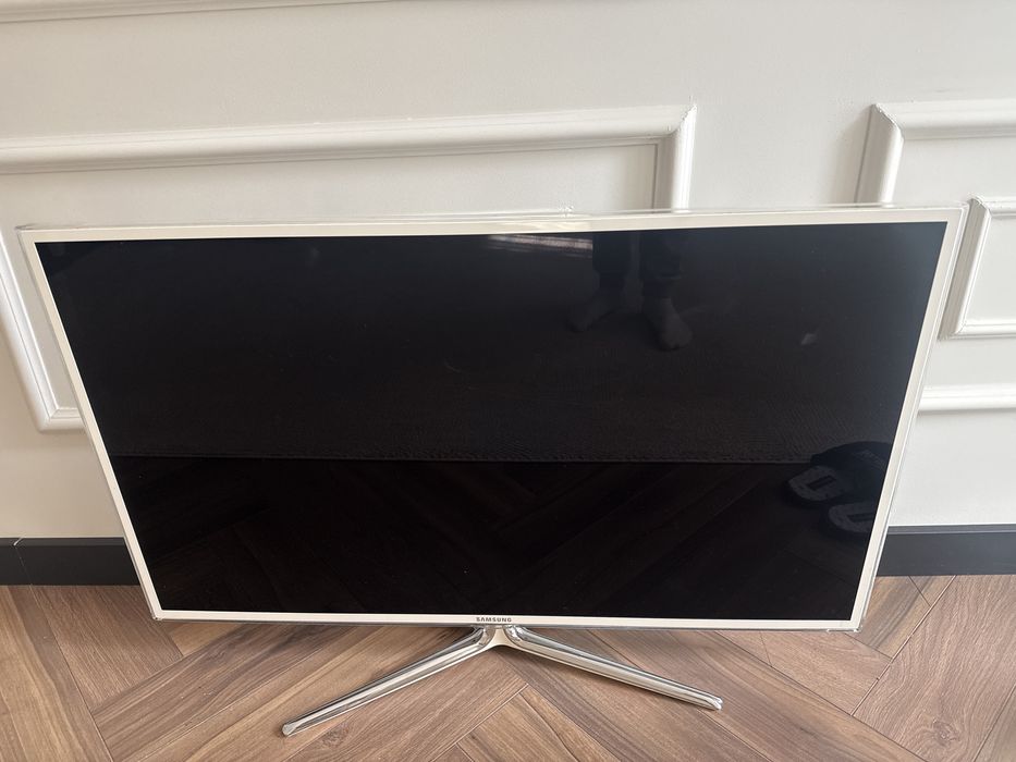 Телевизор самсунг