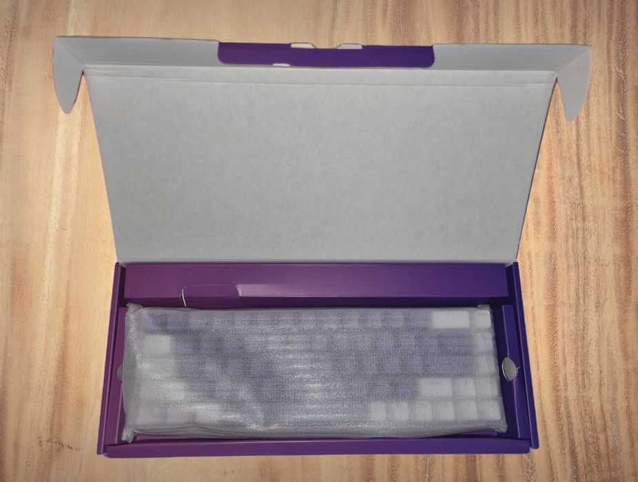 Tastaturi RGB mecanice, noi (doi modele)