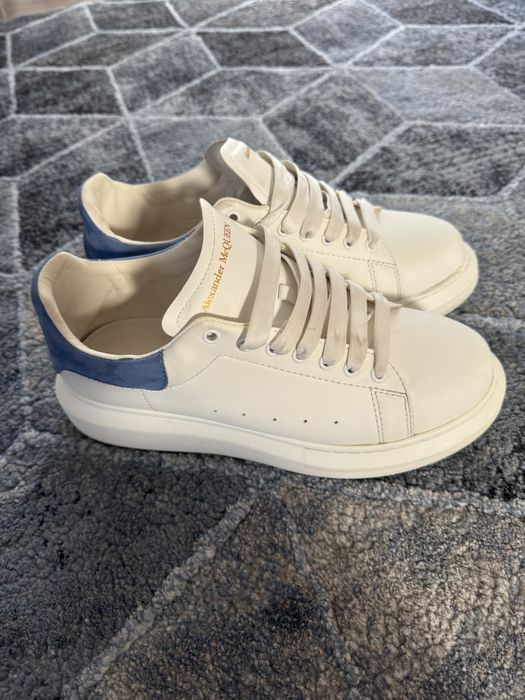 Alexander Mcqueen