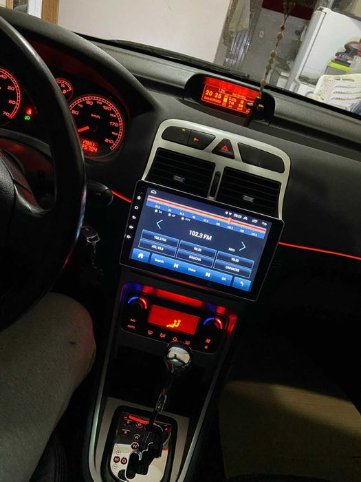 Navigatie Android Peugeot 307 Dedicata - CarPlay Android Auto QLed DSP