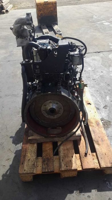 Motor Yanmarr 4TNV106 , S4D106-2S buldoexcavator Komatsu