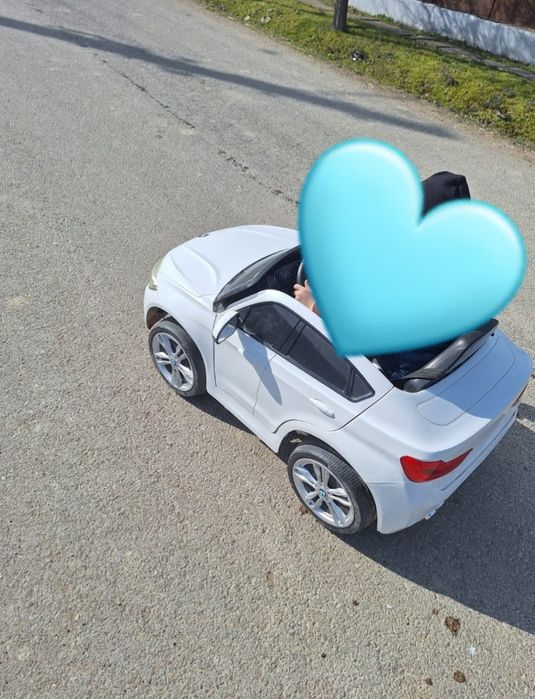 Vând masinuta electrica pentru copii.
Modul :BMW X6M
Dimensiuni : 117
